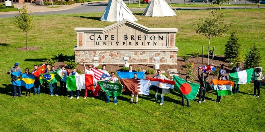 CTH celebrate first-ever Canadian University Pathway - Cape Breton  University │ CTH News